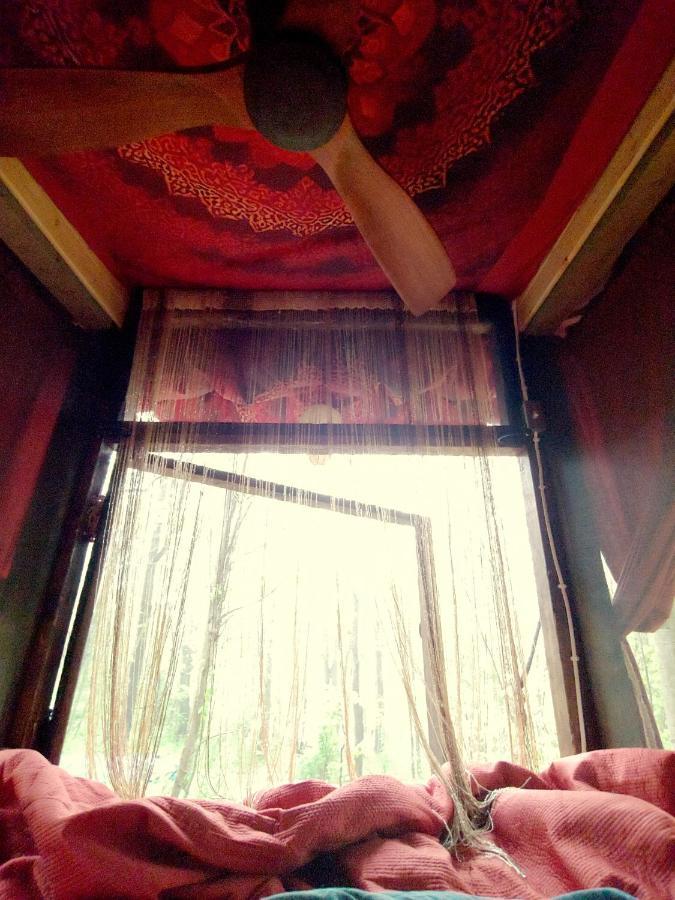 Lost River Hostel French Lick Exteriör bild